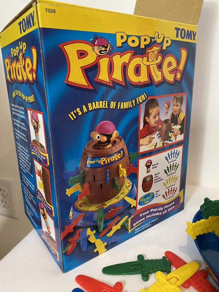TOMY Pop-Up Pirate Game COMPLETE - Image 2 of 3