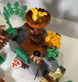 Lego Duplo 5598 - Dino Valley Set - ALMOST COMPLETE - RARE! - See Notes