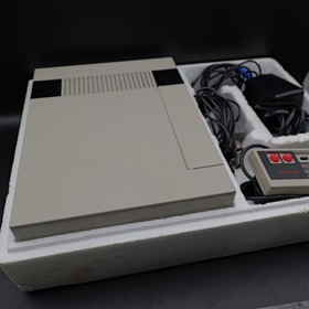 NES Control Deck - Nintendo Entertainment System / NES Boxed Console - PAL