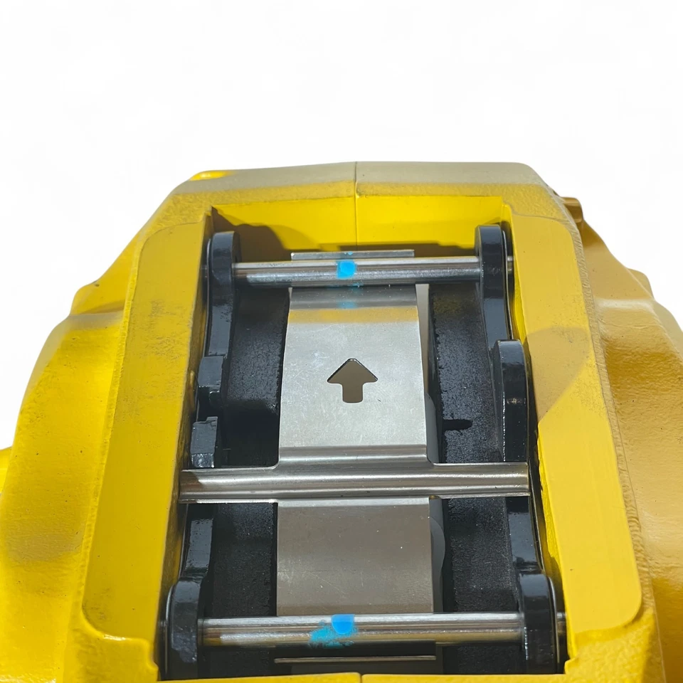 McLaren Rear Brake Caliper Steel 570S Brembo RR 13CA040CP.Y6 Foto 3 de 4