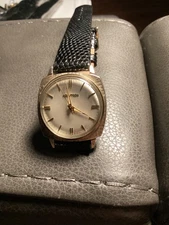 M6 Bulova Accutron Turning Fork Cal 214 10k GF Bezel Watch Runs perfectly