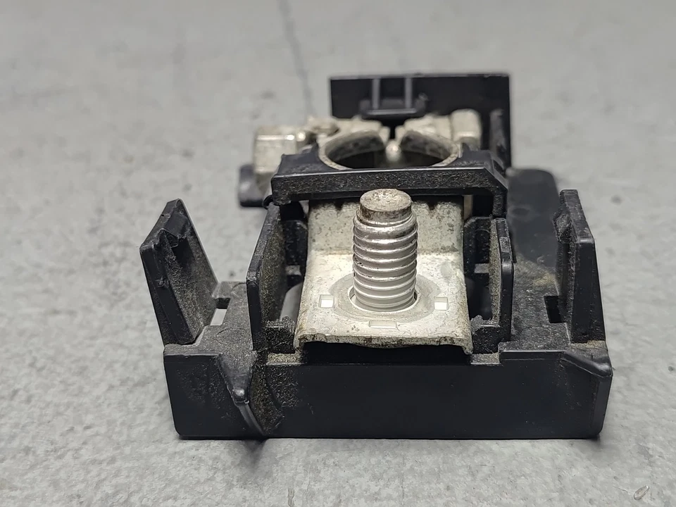 BATTERY CABLE TERMINAL POSITIVE TERM HOLDER COVER 2019-2022 TOYOTA AVALON OEM - Image 3 of 4