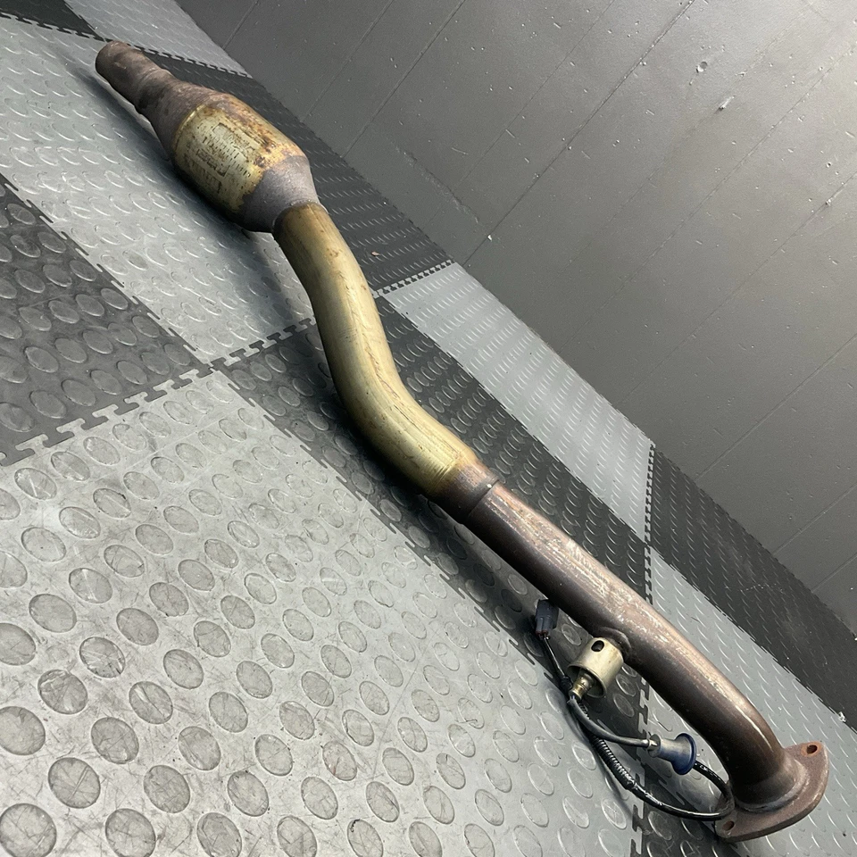 Tubo de escape convertido catalítico lado izquierdo derecho Lexus GS 350 2013-2017 FABRICANTE DE EQUIPOS ORIGINALES Foto 3 de 4