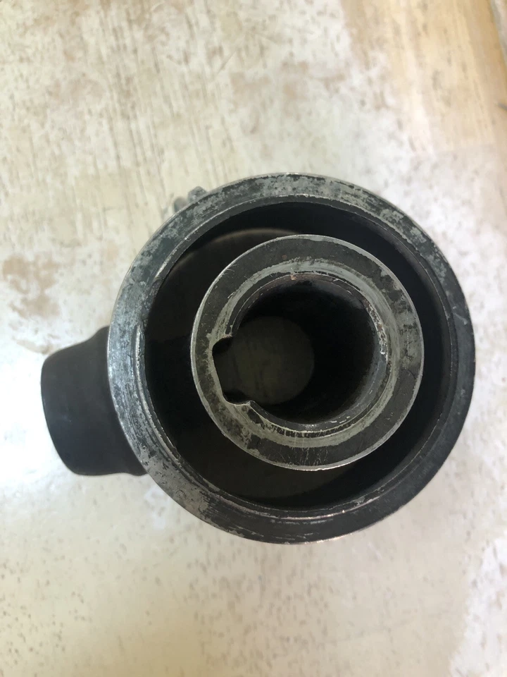 Chevrolet Biscayne Belair Impala 1963 carcasa de cambio de columna automática Foto 2 de 4