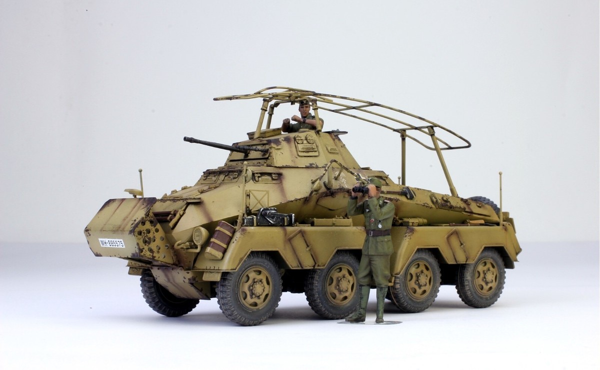PreSale ProBuilt 1:35 Sd.Kfz.232 Schwere PanzerSpahwagen 8-RAD