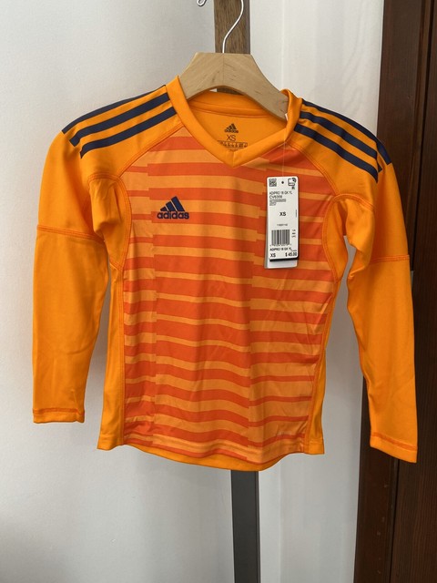 adidas youth goalkeeper jersey