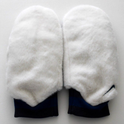 Nike Warm Mittens Faux Fur Womens M/L Sail/Black/Court Blue