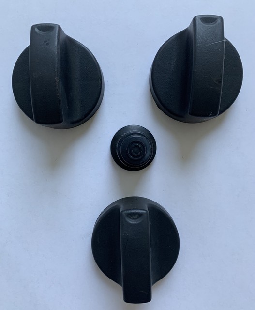 CHARGRILLER GAS GRILL KNOB SET, THREE (3) KNOBS, IGNITER BUTTON