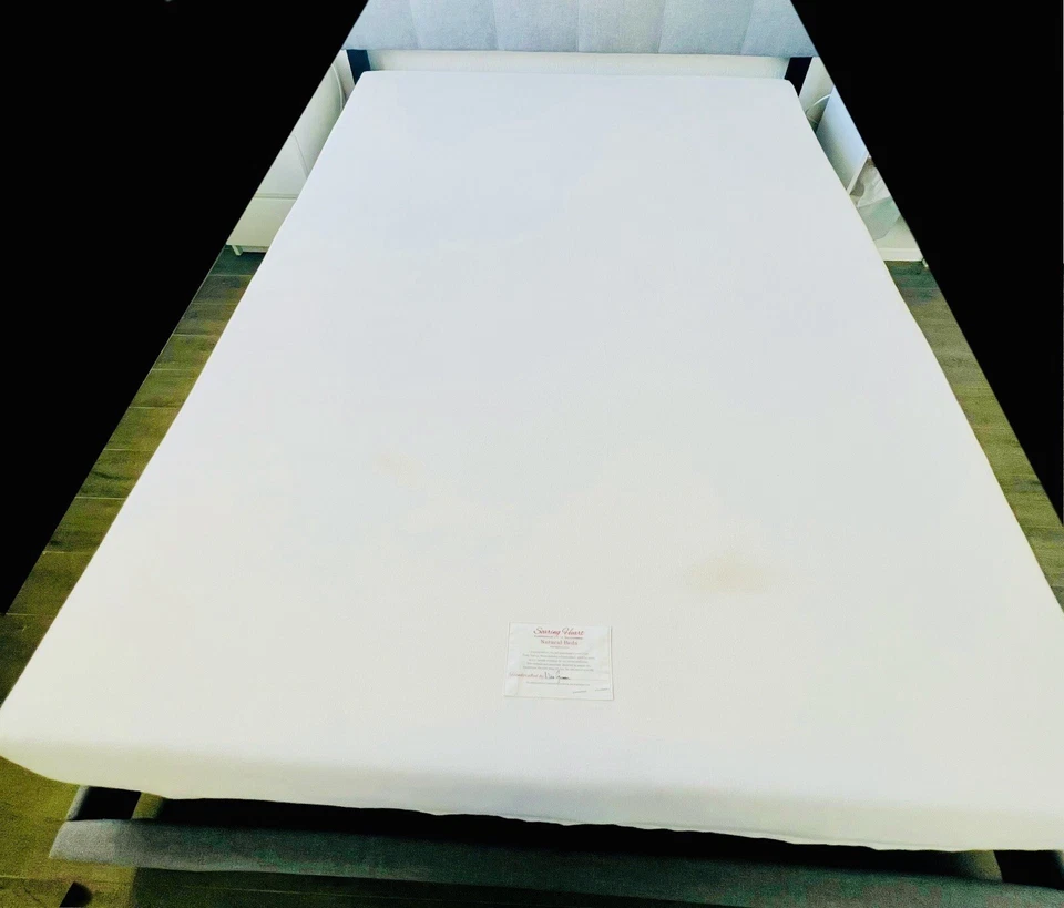 Soaring Heart Organic Dunlop Latex Mattress - Queen Size - Image 2 of 3