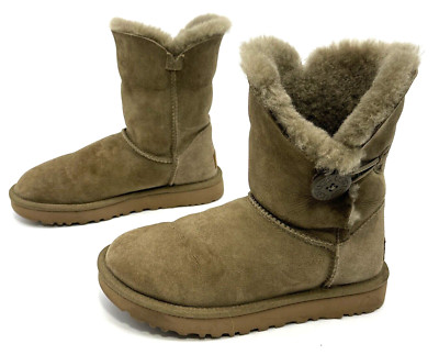 UGG Bailey Button Mid Suede Sheepskin Winter Boots Brown Womens Size 5