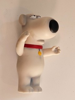 RARE 2007 STERN FAMILY GUY PINBALL MACHINE PLAYFIELD 4" FIGURINE BRIAN GRIFFIN