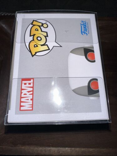 Funko POP! Spider-Man (Bug-Eyes Armor) #1067 - Caja Convención de Invierno 2022 11 - Imagen 5 de 7