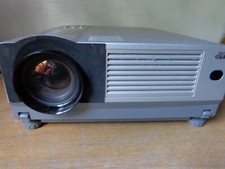 JVC DLA-SX21S PROJECTOR D-ILA DLA-SX21NL 1823 Hours Greenish Image Display 