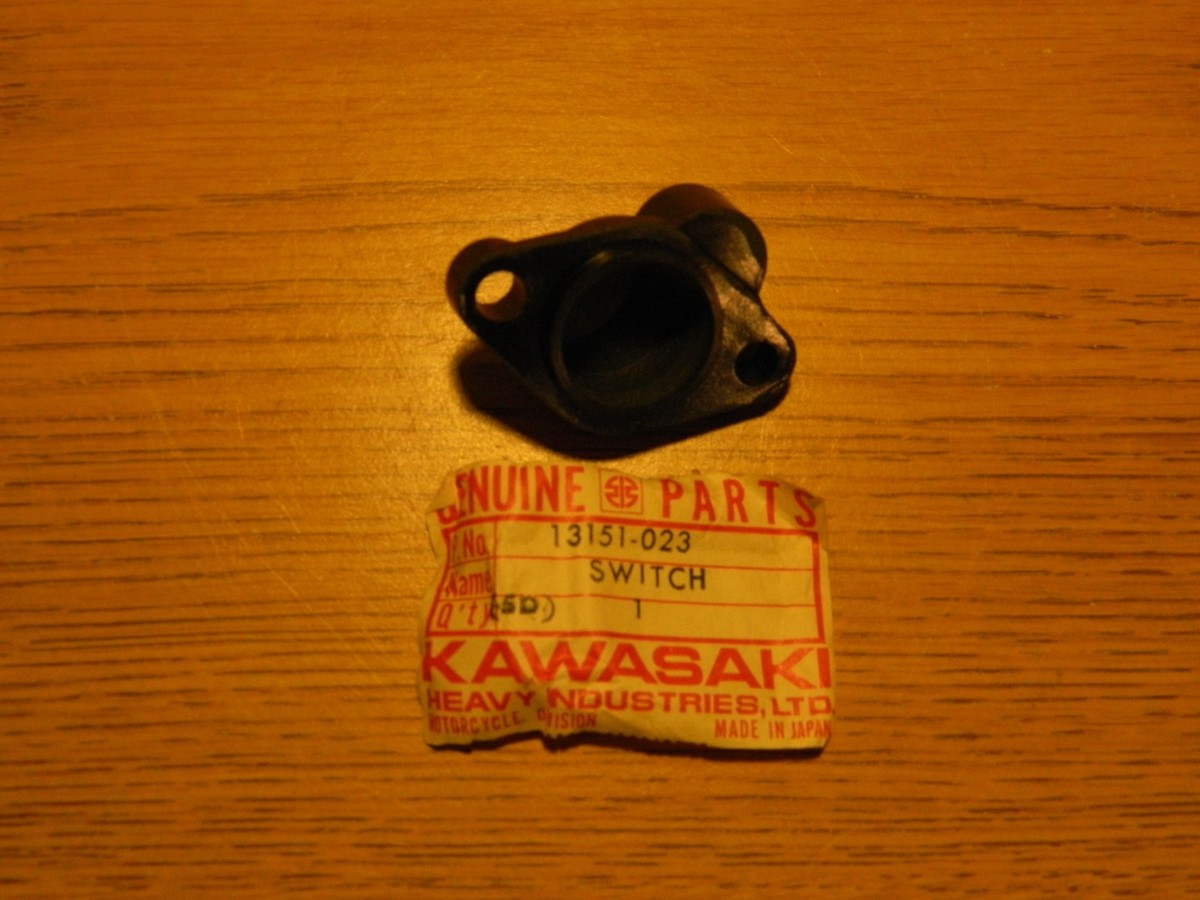 KAWASAKI NOS OEM SWITH ASSY NEUTRAL 13151-1002 G4TR,KD,KE,KH,KM,KV