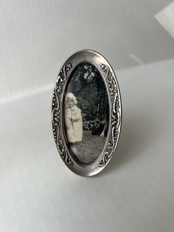 Antique Oval Ornate KO & Co Photo Frame #4