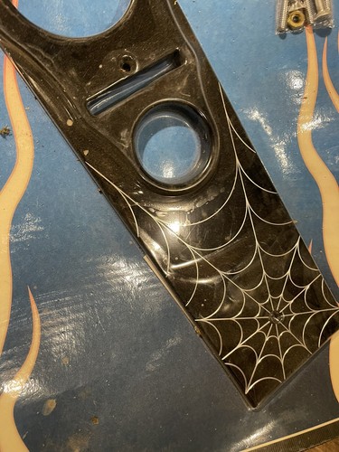 Pro-one Spider Web Billet Dash Panel Black/Silver Harley-Road King 1994-2007 - Picture 4 of 12