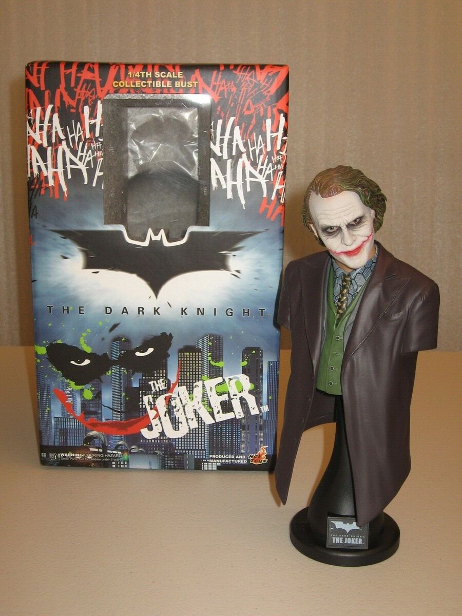 Dark Knight Hot Toys Joker 1/4 Scale Bust + Box NM+ Heath Dark Knight Hot Toys Joker 1/4 Scale Bust + Box NM+ Heath