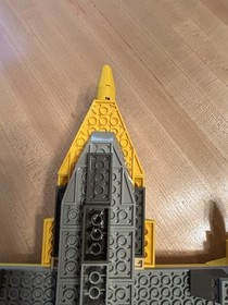 LEGO Star Wars Naboo Fighter  7141 Year 1999 w/ Anakin & R2-D2 95% Complete