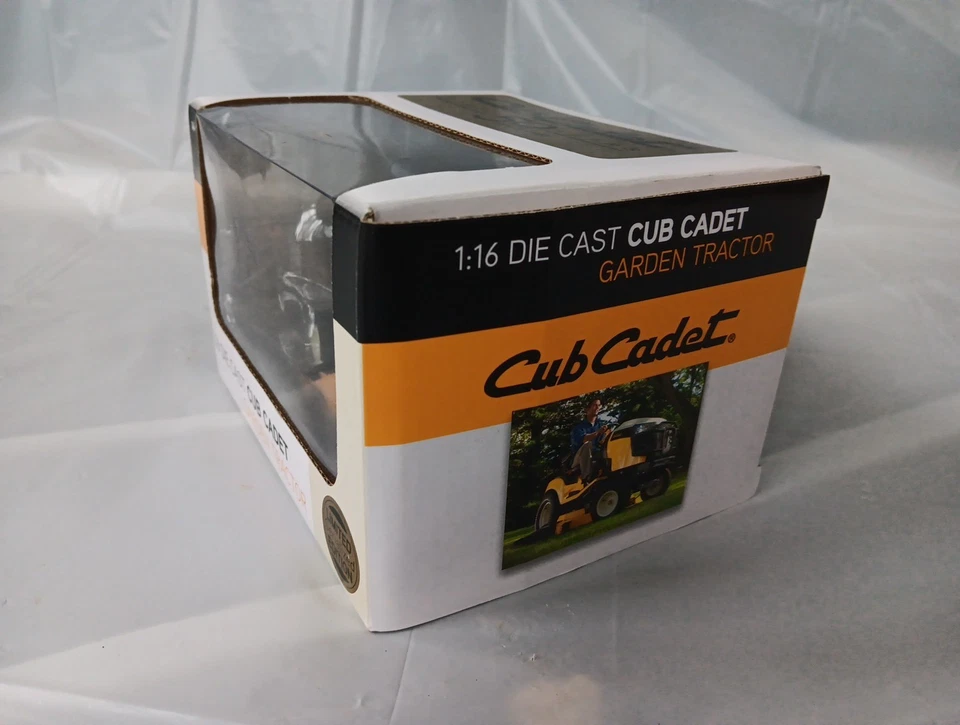 1/16 Cub Cadet GTX 2154 LE Diecast Garden Tractor Lawn Mower 50th Anniversary - Image 3 of 4
