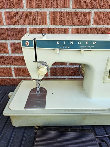 Vtg Singer Fashion Mate 257 Electric Enameled Metal Sewing Machine With Pedal - Picture 4 of 10