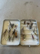 vintage perrine fly box # 67 with flies Fly Fishing Excellent Aluminum And Qual.