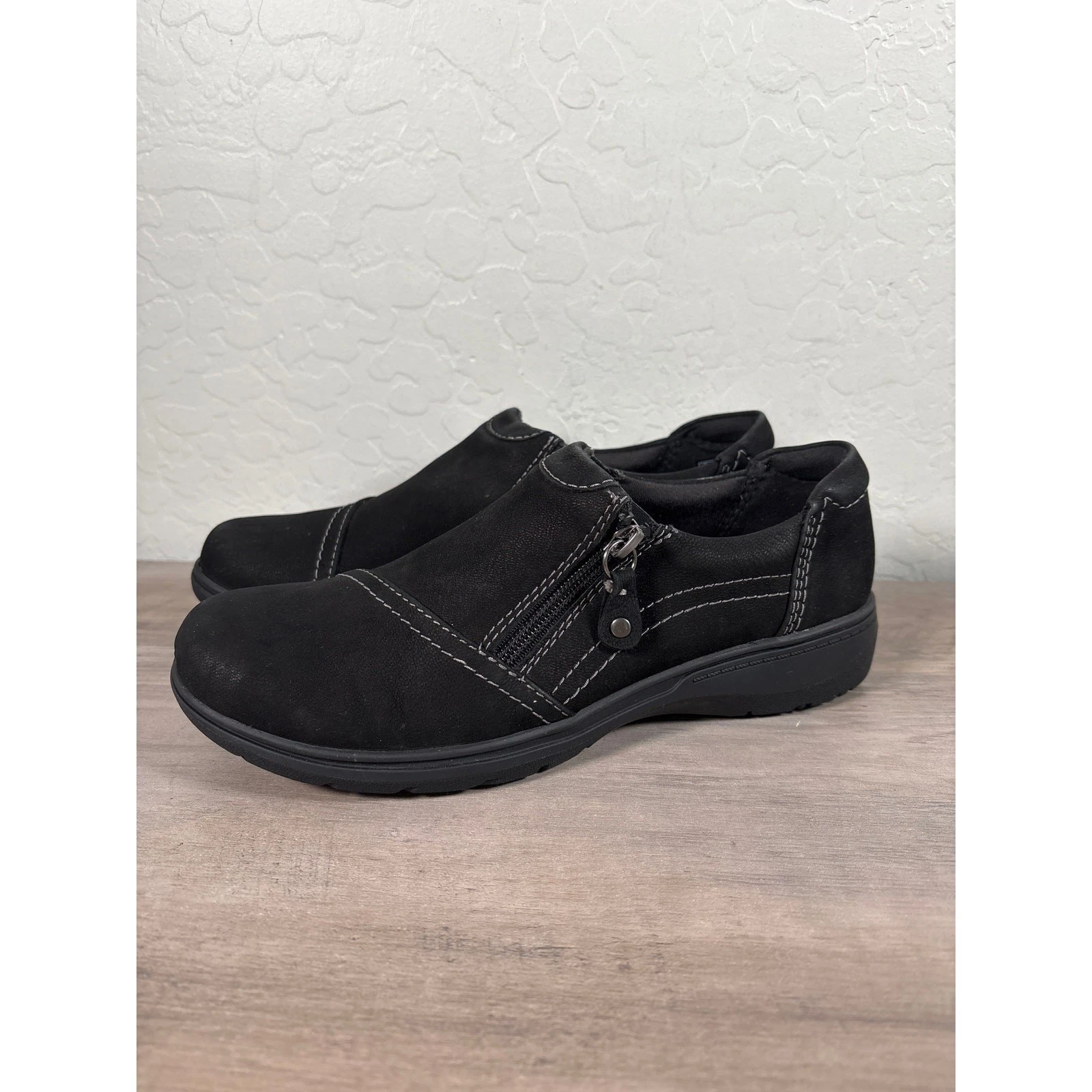 Scarpe comode donna Clarks Carleigh Ray in pelle nere taglia 8 5 M nuove