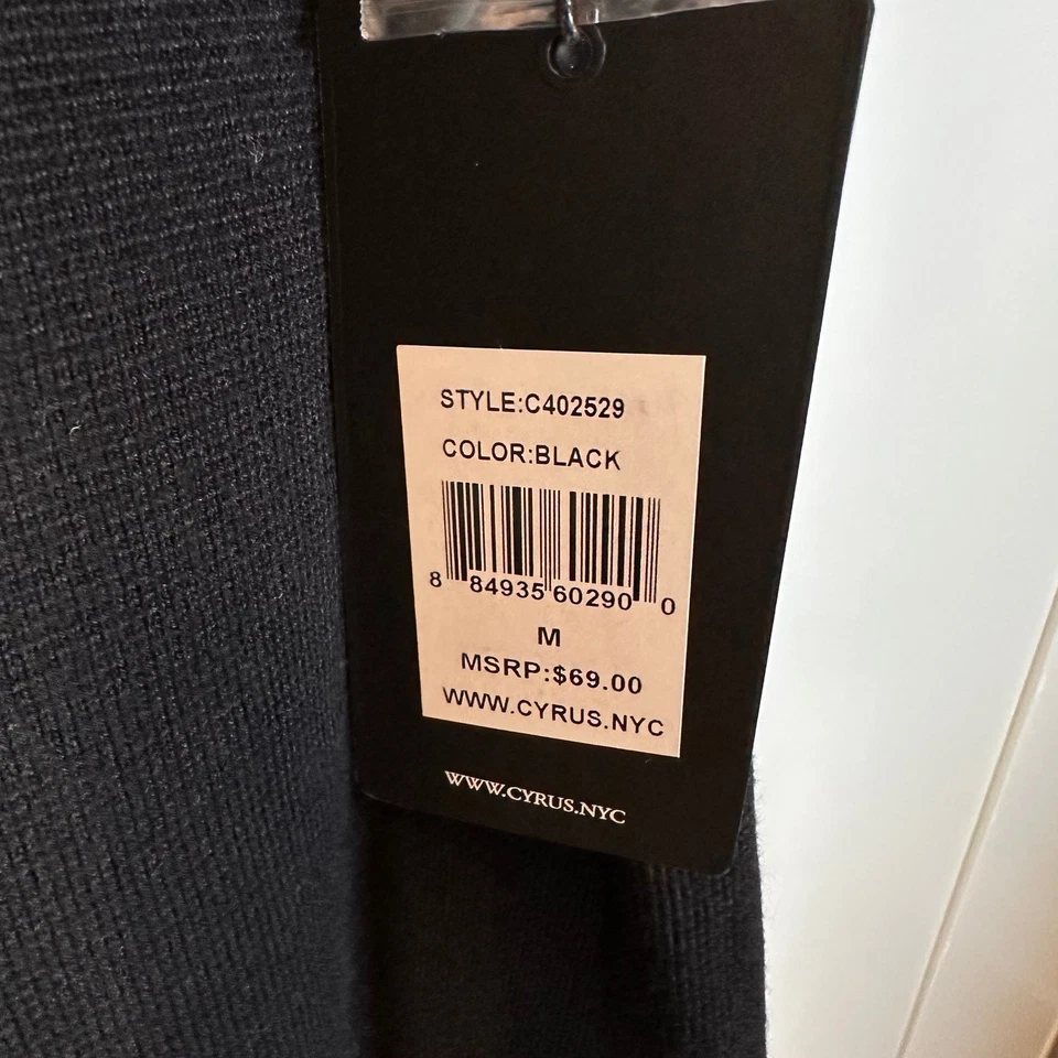 Nuevo con etiquetas Chaleco Top Cyrus Mujer Med Negro Tejido Botón Frontal Minimalista Moderno Preparación Foto 3 de 4