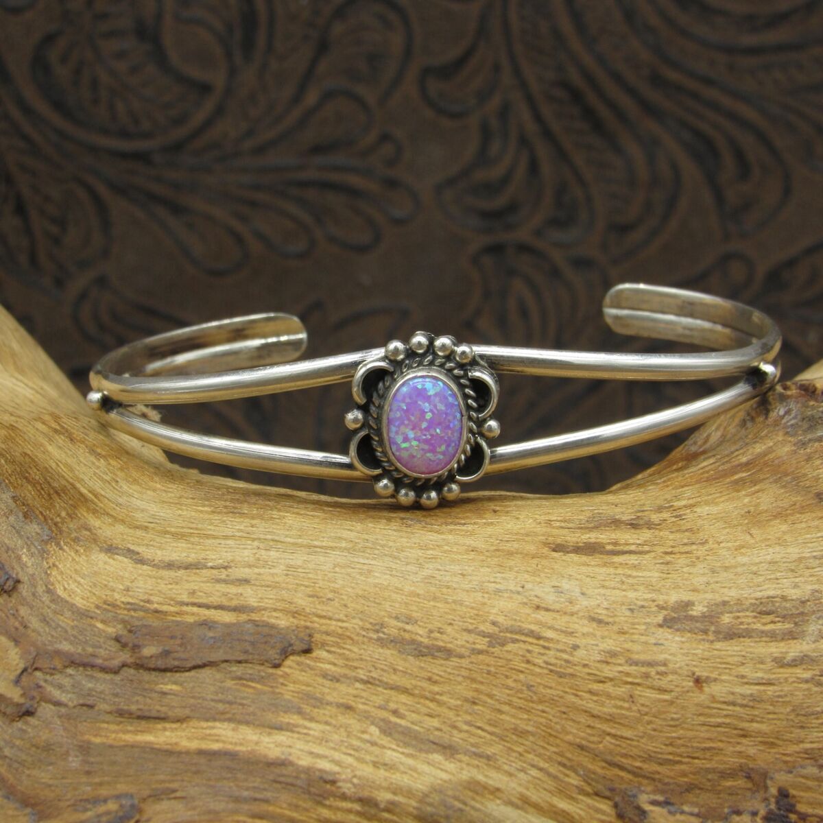 Gold Kokopelli Amethyst Vintage Native American Navajo Sterling Silver Bracelet Cuff Gold Kokopelli Amethyst Vintage Native American Navajo Sterling Silver Bracelet Cuff