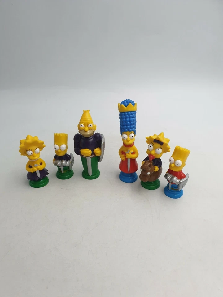 THE SIMPSONS 3D CHESS MINI FIGURINES BART GRAND-PÈRE LISA MAGGIE PIÈCES DÉTACHÉES LOT DE 6 PIÈCES - Photo 3/4