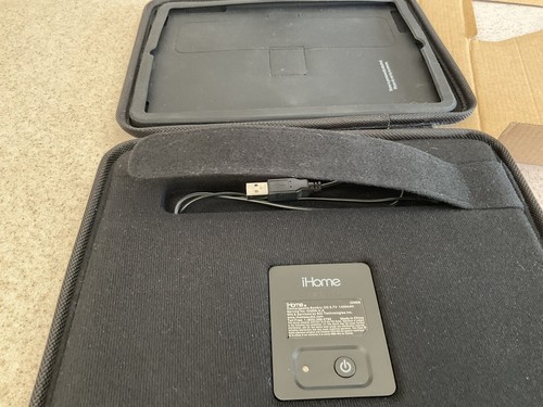 IHome Sound Folio IPad Case W/Built-in Rechargeable Stereo Speakers - Picture 9 of 9