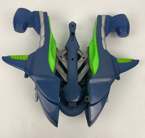 Max Steel Tornado Chaser Snowboarder W/Plane Mobile & Pieces Action Figure - Picture 10 of 11