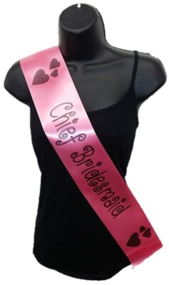 Hot Pink Chief Brautjungfer Junggesellinnenabschied Mädchen Nacht Satinband Schärpe - schwarze Herzen