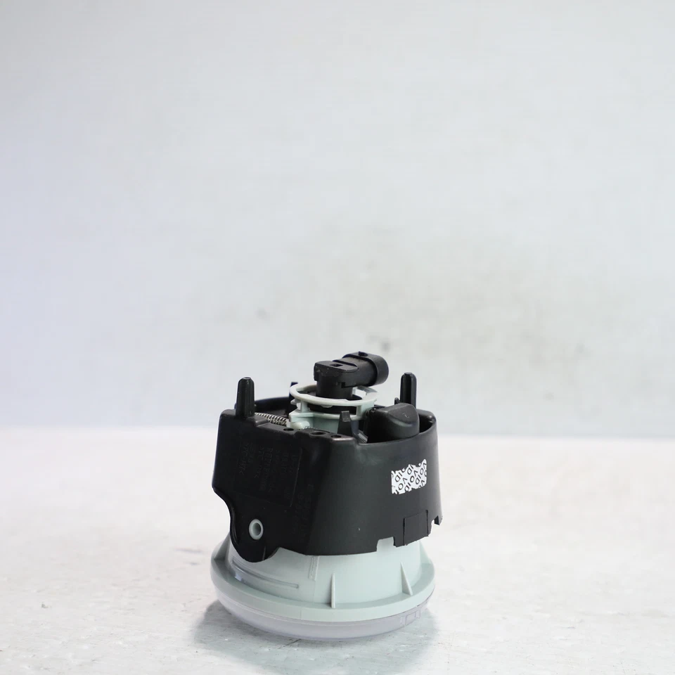 Conjunto de luces antiniebla del lado izquierdo del conductor Chrysler 300 2005-2008 mercado de accesorios Foto 3 de 4