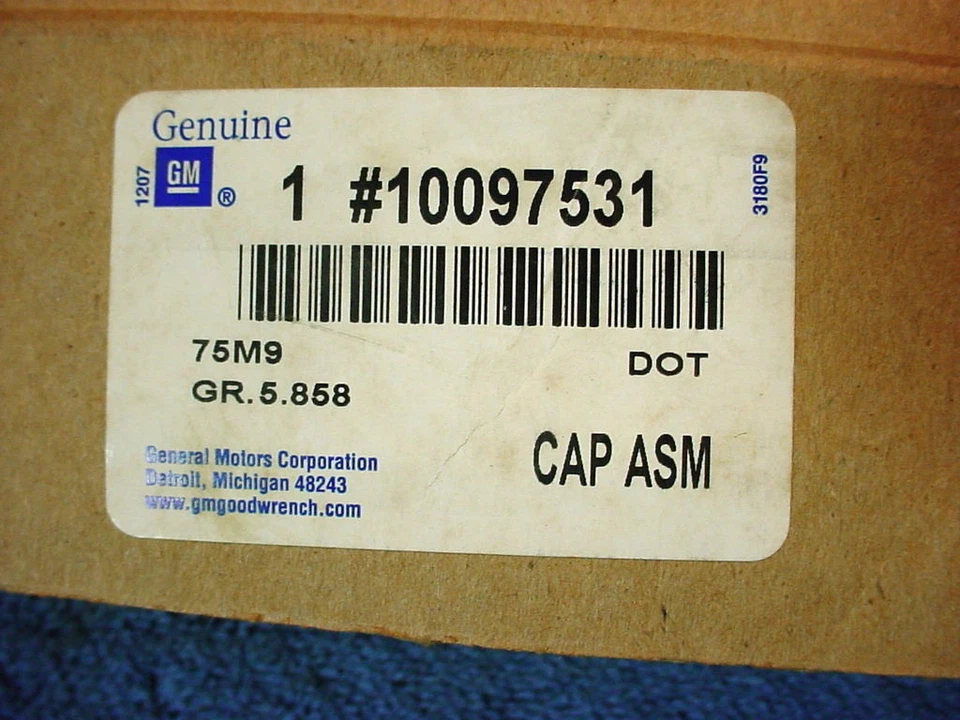 中心盖车轮拉丝 OEM GM 10097531 雪佛兰 Beretta Corsica 1987 - 1991 X3 — 第 3/4 张图片