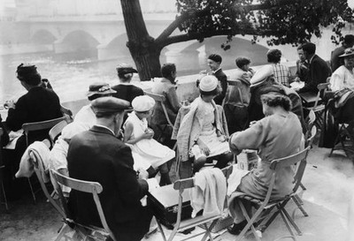 Crowd Heaving Something To Eat Sena S Bank Inside The Universal E- 1937 Photo
