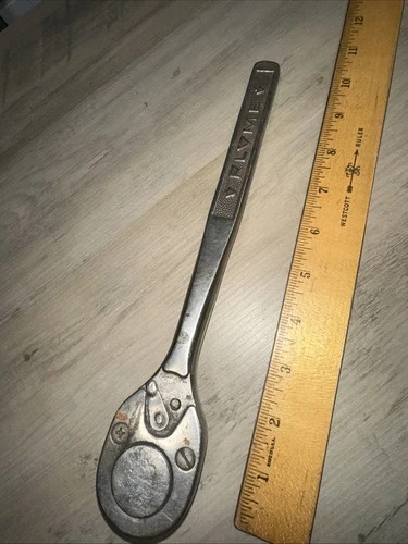 EARLY PLOMB PEBBLE FINISH 5449 REVERSIBLE RATCHET 1/2 IN. DR. 10 3/8" READ!!