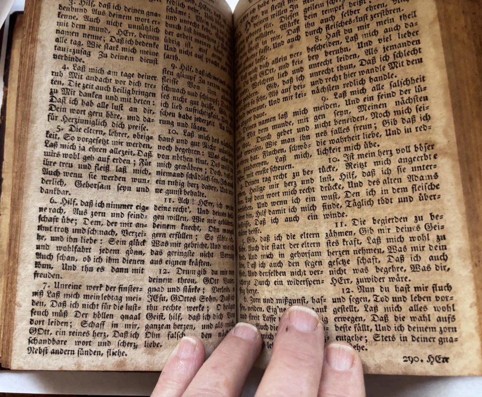 Antique German Hymnal 6th Edition pub.1814 Leather Bound with Metal Clasps - Image 4 of 4