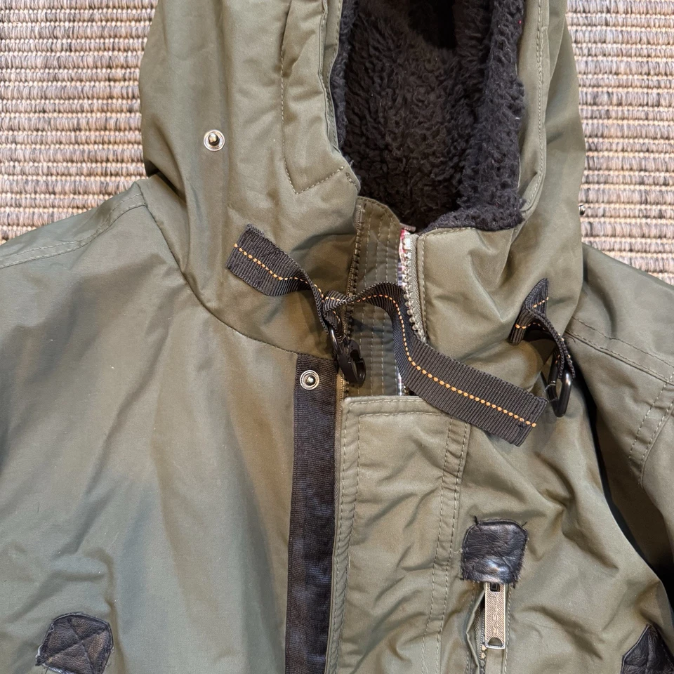 Parka verde militar Ben Sherman para hombre talla mediana Foto 3 de 4