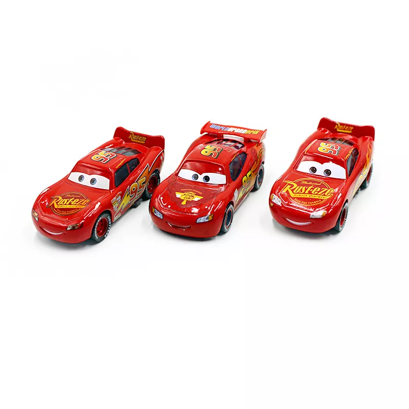  Disney Cars Golden Die-Cast Lightning McQueen 1:55Scale Movie  Character for Racing and Storytelling Fun, Gift for Kids Age 3 Years and  Older : Toys & Games