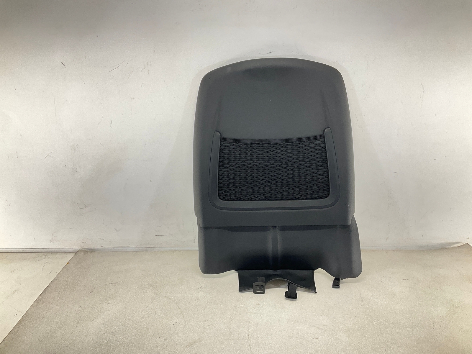 17-20 MASERATI Levante Front Right Passenger Upper Seat Back Cover Trim OEM CM