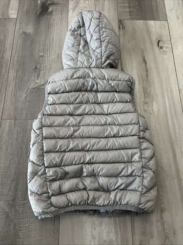 M2C Kids Toddler Unisex Down Puffer Vest Jacket Hood Gray Uniqlo 120 = 5T Nano - Picture 9 of 13