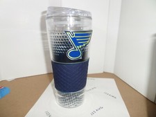 St Louis Blues 24oz vacuum insulated plastic mug-rubber grip and metal logo