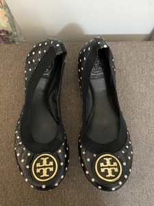 tory burch caroline 2