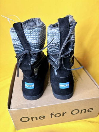 TOMS Women’s Nepal Black Suede Black Wool Stripe Faux Fur Lined Boots Sz. 9.5 - Picture 6 of 6