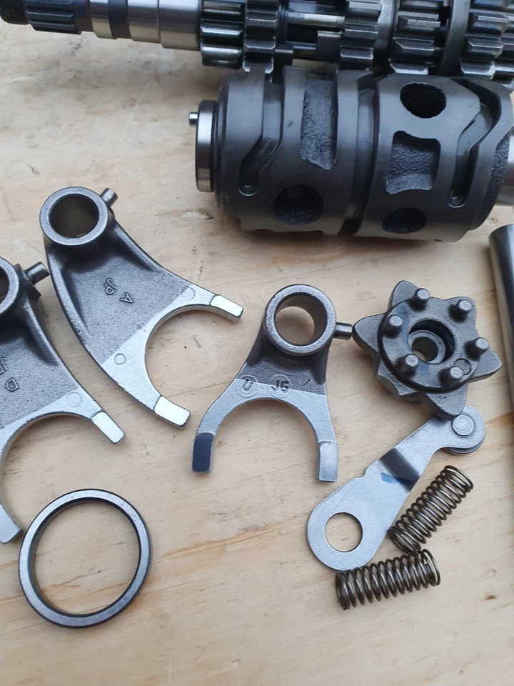 ♻️ Conjunto completo de caja de cambios KTM 125 Duke (2021 - 2023) ♻️ Foto 3 de 4