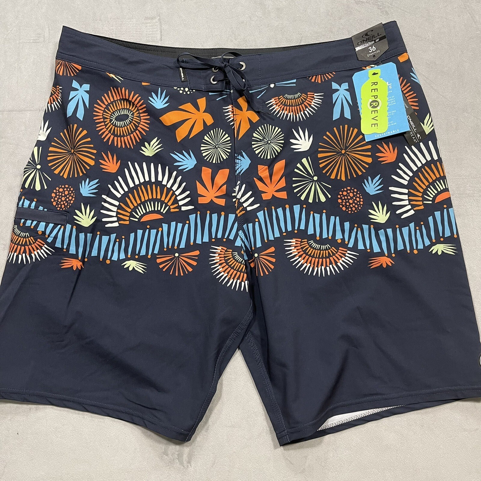 O'Neill Hyperfreak Board Shorts Men's 36 Navy Blue Colorful Heist Print New