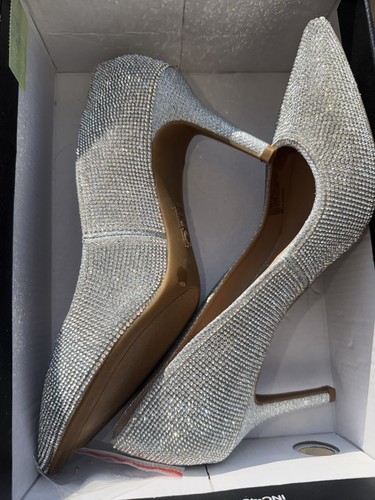 Inc Zitah Silver Crystal Pumps