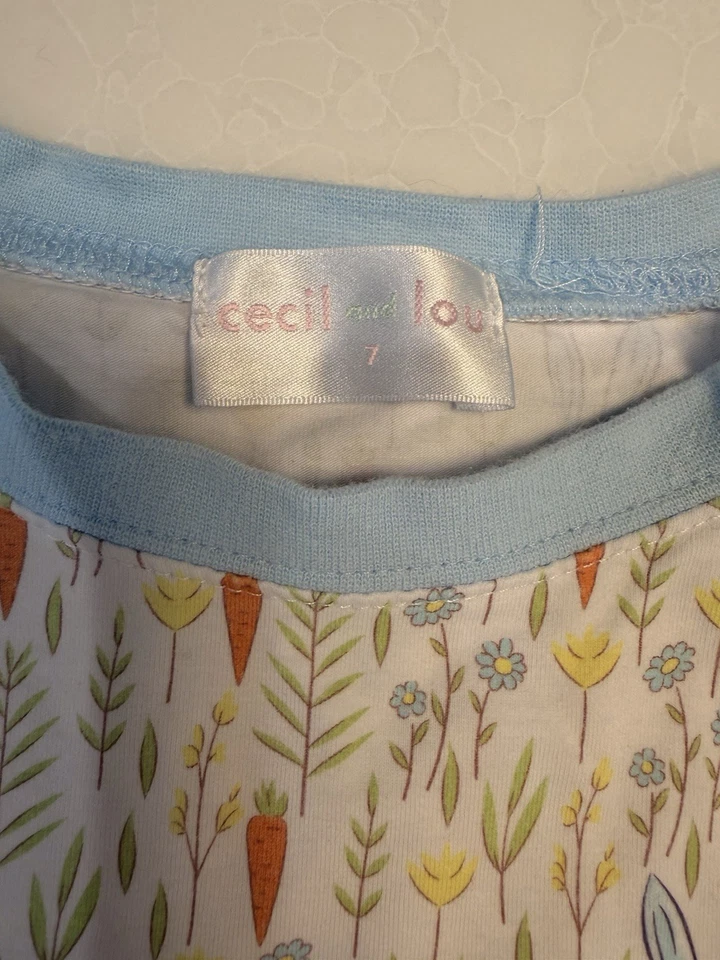 ¡Pijama Cecil and Lou con estampado de conejito de Pascua talla 7! Excelente estado! Foto 3 de 4