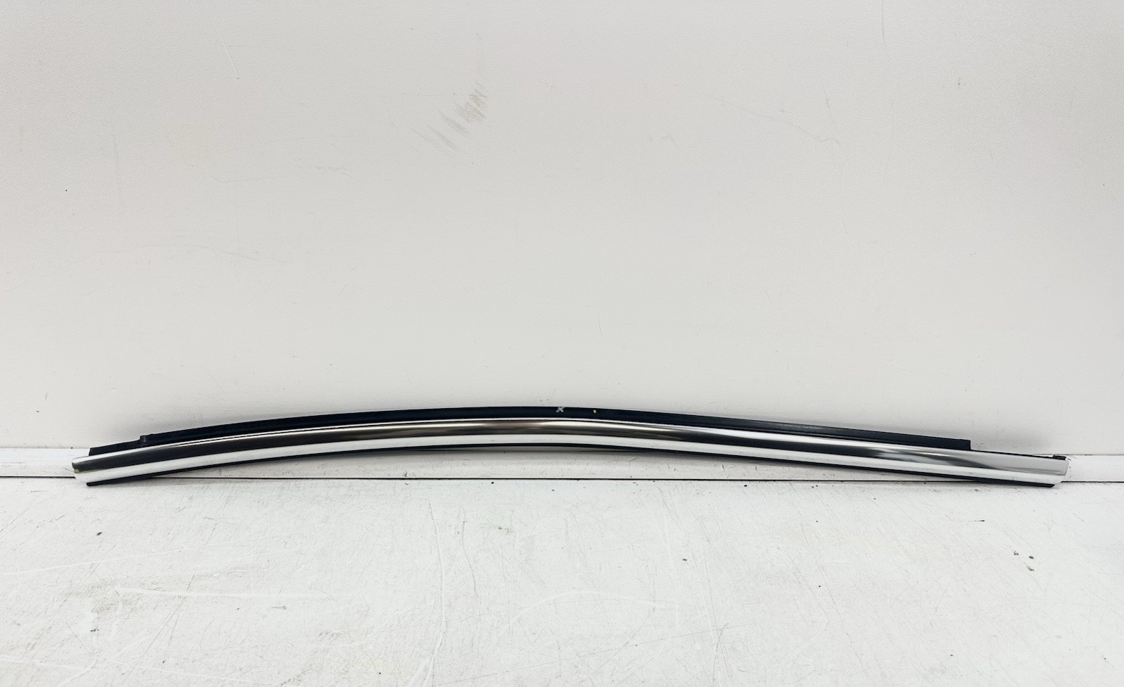 2014-2020 MASERATI GHIBLI Q4 REAR LEFT SIDE DOOR WINDOW BELT MOLDING OEM CHROME