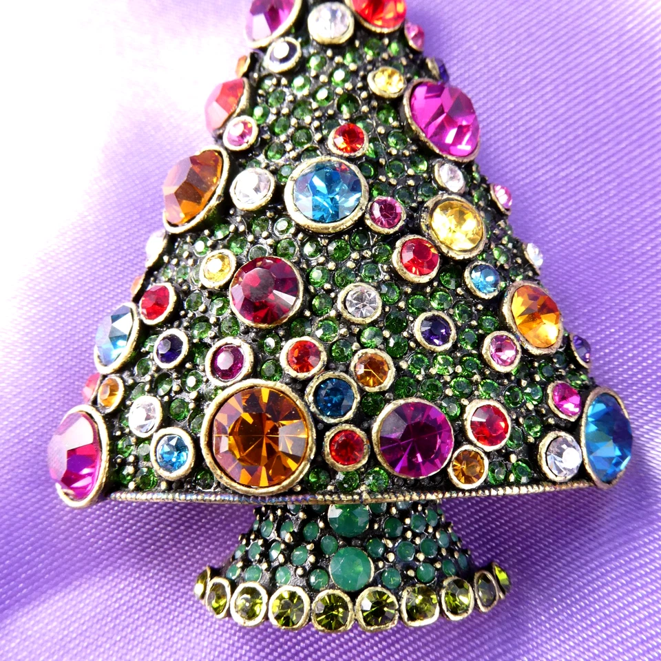 HEIDI DAUS Sparkling Spruce Crystal Holiday Christmas Tree Pin Brooch Beautiful - Image 4 of 4